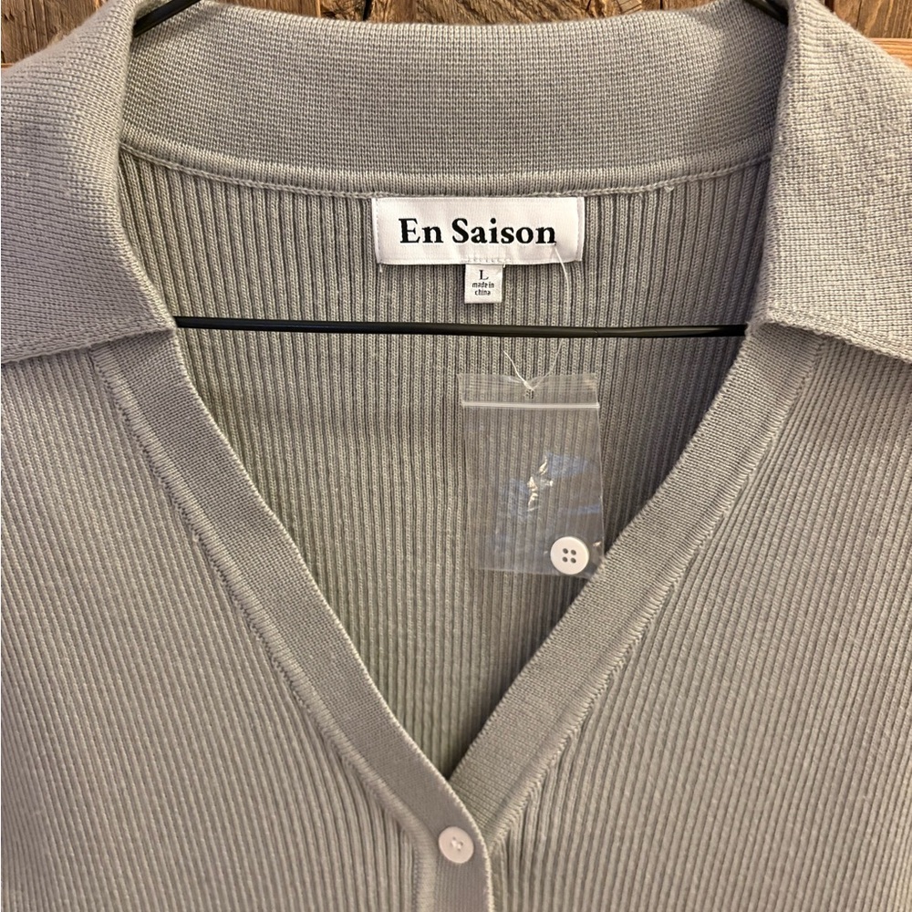 En Saison NWT Light Grey Ribbed Knit Cardigan Small Designer Spring - Picture 3 of 5
